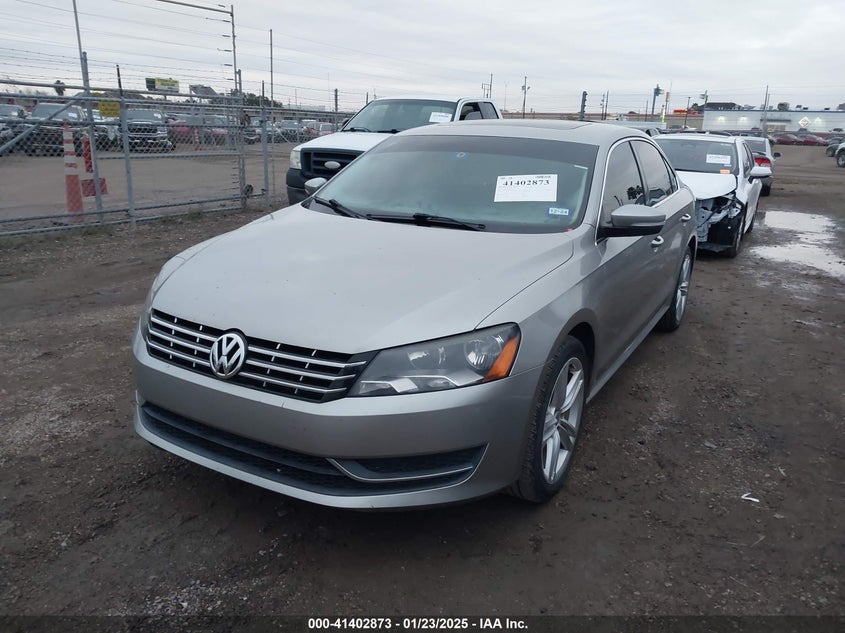 2014 VOLKSWAGEN PASSAT VIN: 1VWBN7A38EC064401