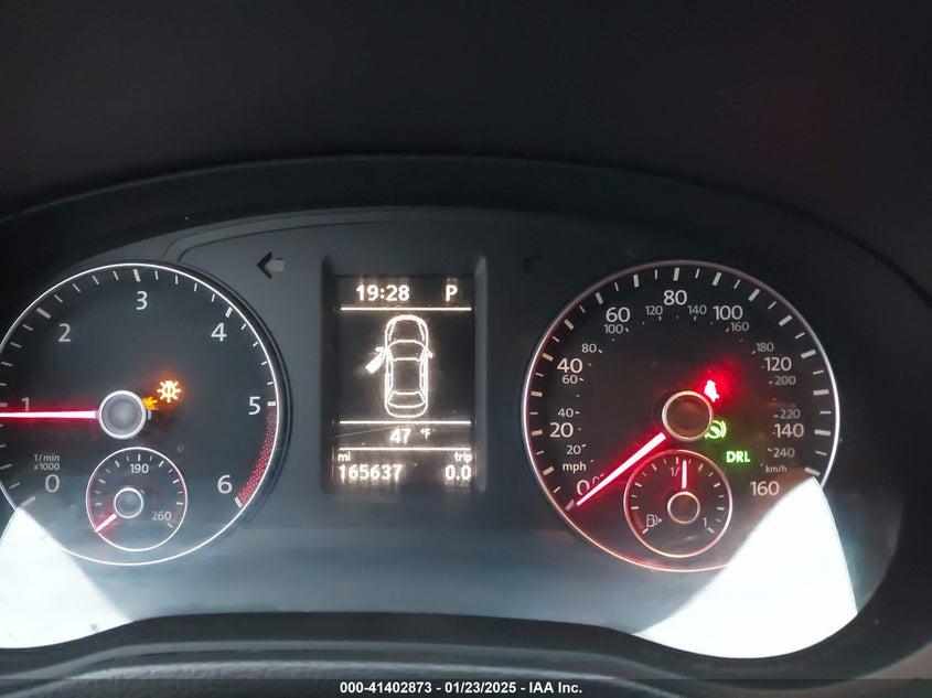 2014 VOLKSWAGEN PASSAT VIN: 1VWBN7A38EC064401