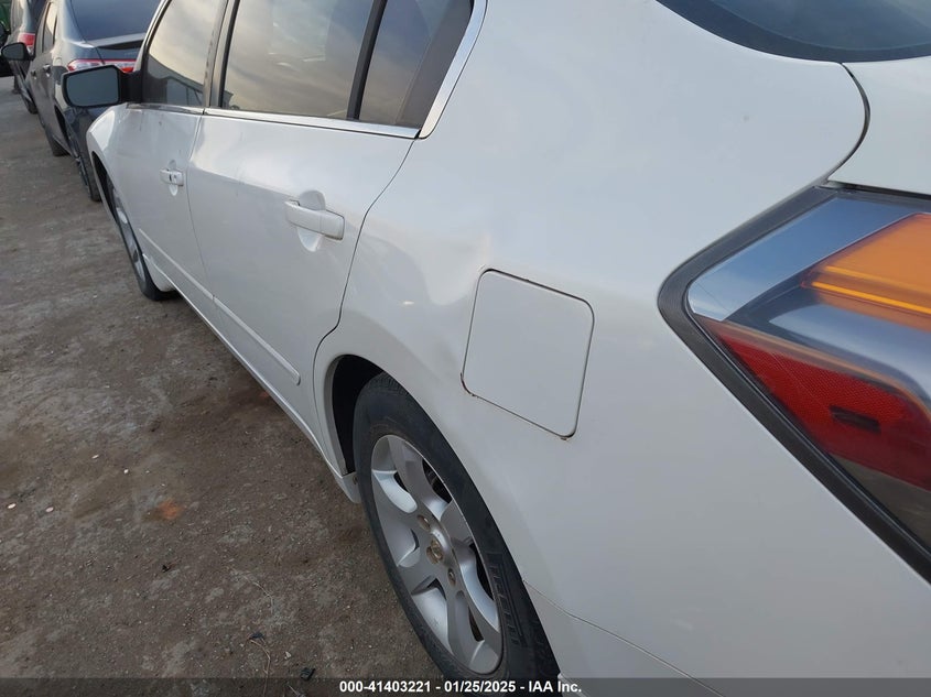 2008 NISSAN ALTIMA VIN: 1N4AL21E68N458096