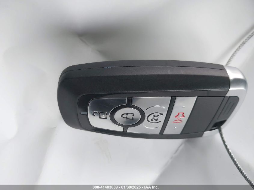 2020 Ford Edge Sel VIN: 2FMPK4J92LBA28975 Lot: 41403639