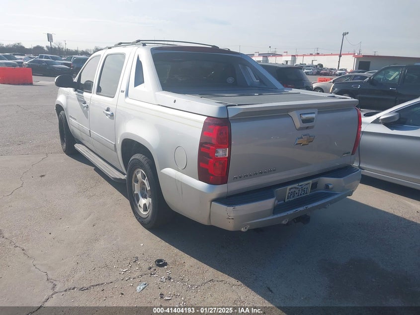 Vin: 3gnmcge04bg282028, lot: 41894700, chevrolet avalanche 1500 ltz 20113