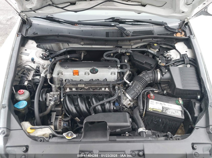 2010 HONDA ACCORD VIN: 1HGCP2F8XAA037054
