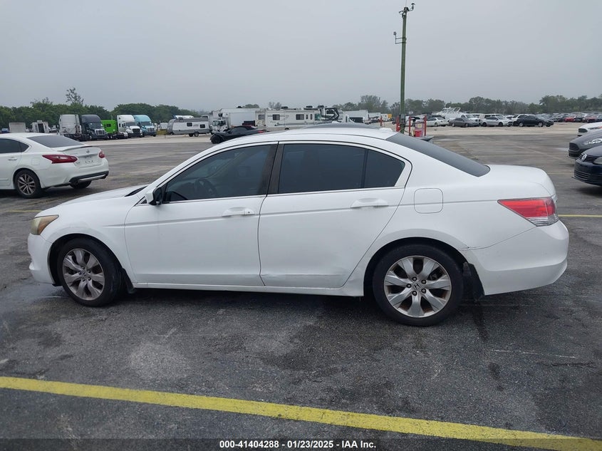 2010 HONDA ACCORD VIN: 1HGCP2F8XAA037054