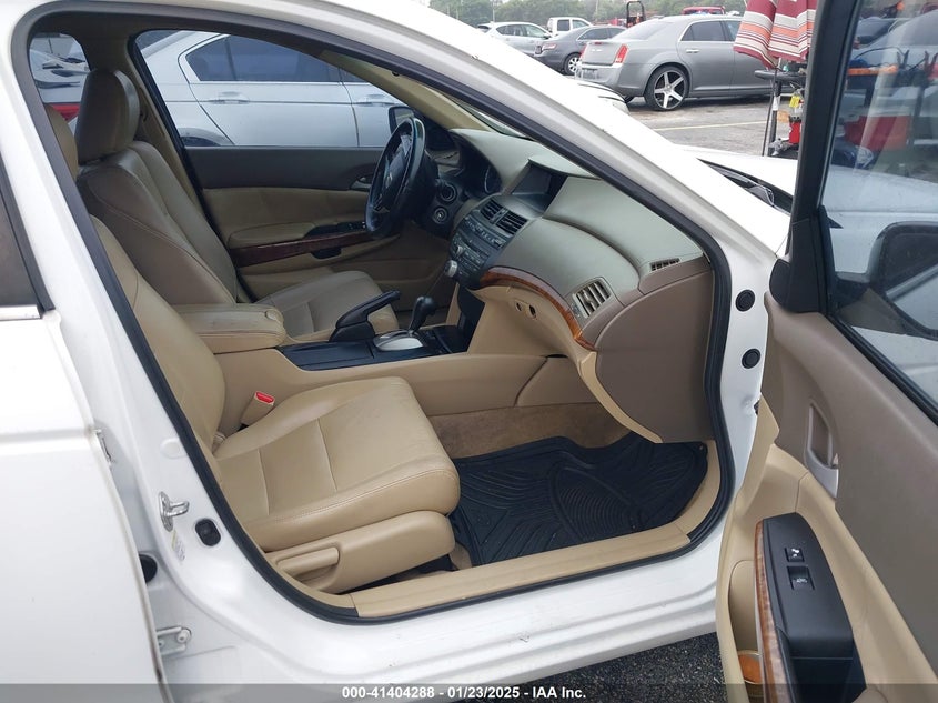 2010 HONDA ACCORD VIN: 1HGCP2F8XAA037054