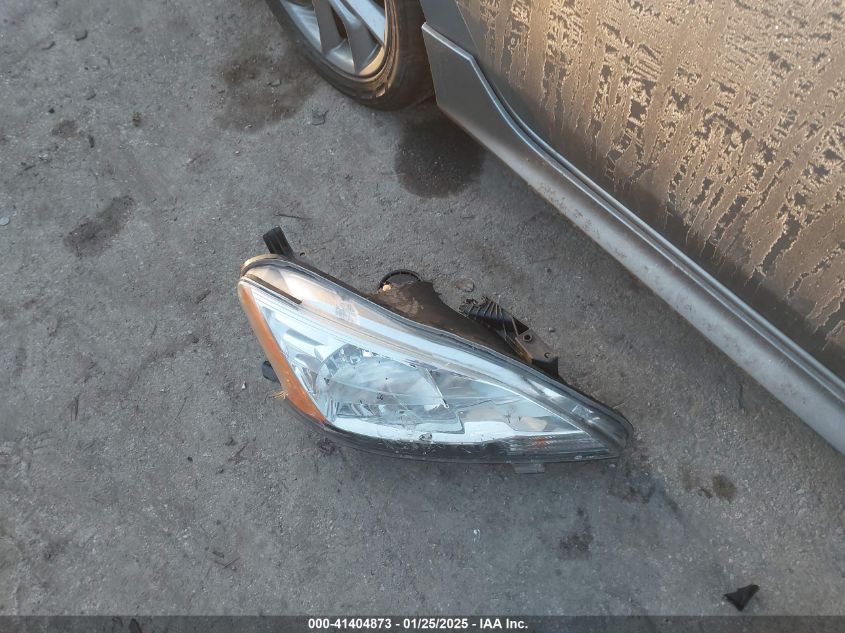 2014 Nissan Sentra Sr VIN: 3N1AB7AP2EL611891 Lot: 41404873