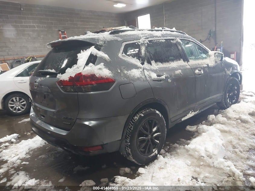 2018 NISSAN ROGUE SV - 5N1AT2MV6JC766470
