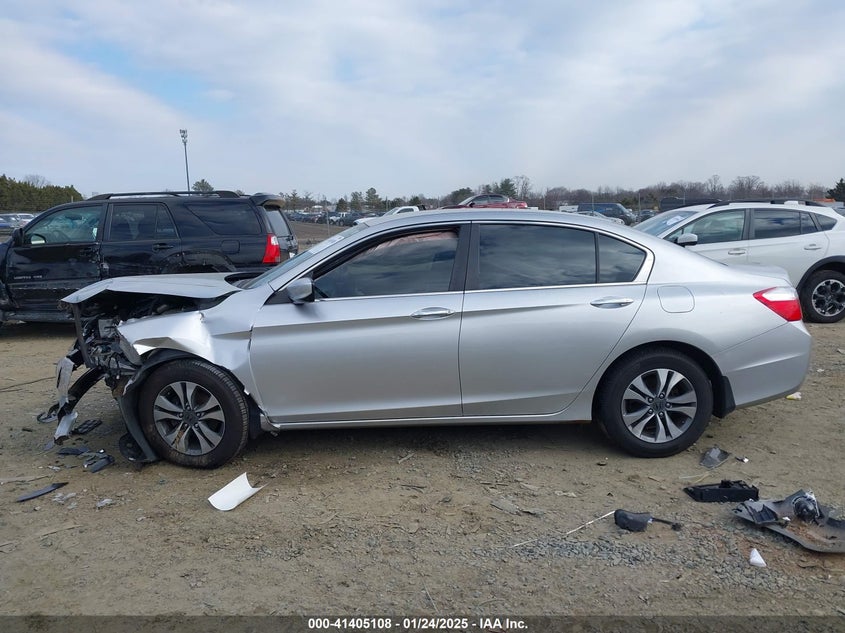 2013 HONDA ACCORD VIN: 1HGCR2F32DA152217