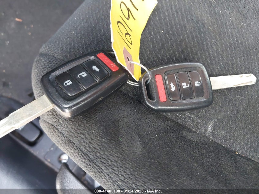 2013 HONDA ACCORD VIN: 1HGCR2F32DA152217