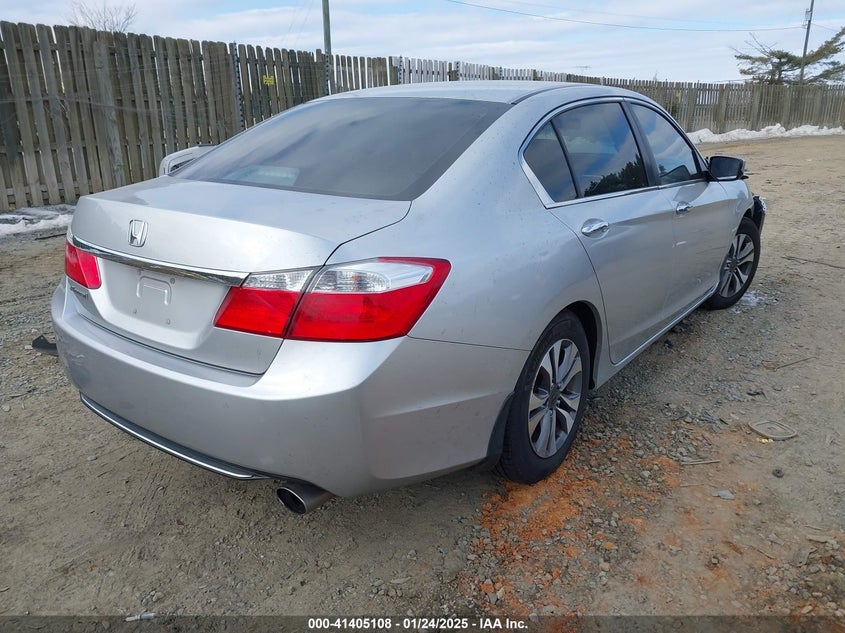 2013 HONDA ACCORD VIN: 1HGCR2F32DA152217
