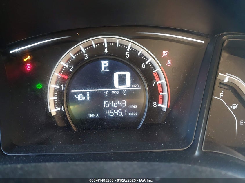 2018 HONDA CIVIC VIN: SHHFK7H47JU413829