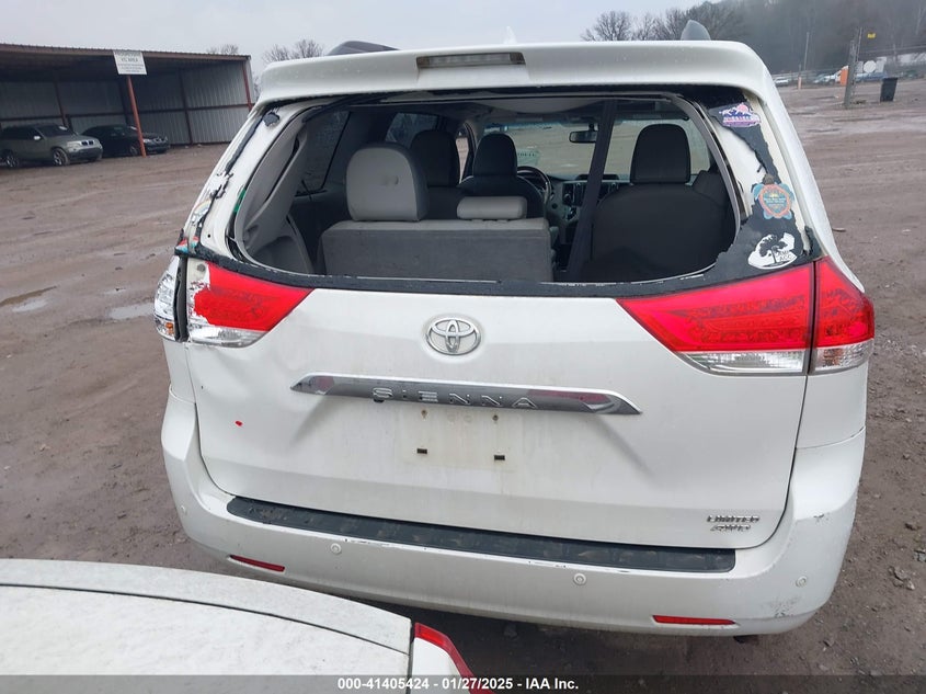 2011 TOYOTA SIENNA VIN: 5TDDK3DC8BS010051
