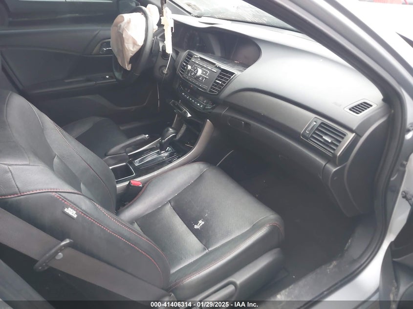 2017 HONDA ACCORD VIN: 1HGCR2F12HA182547