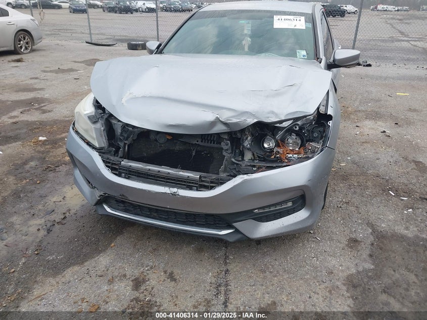 2017 HONDA ACCORD VIN: 1HGCR2F12HA182547