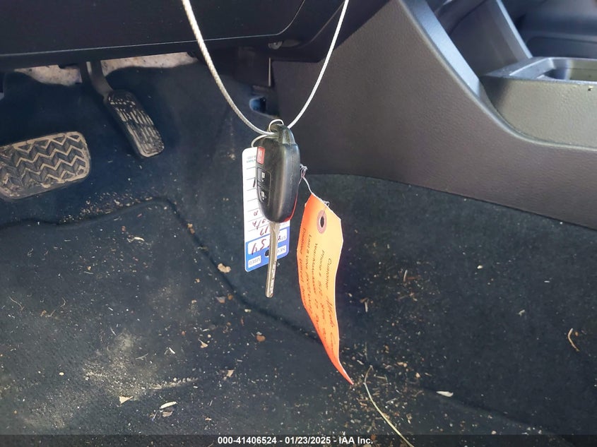 2017 TOYOTA TACOMA SR5 V6 - 5TFAZ5CN5HX026692