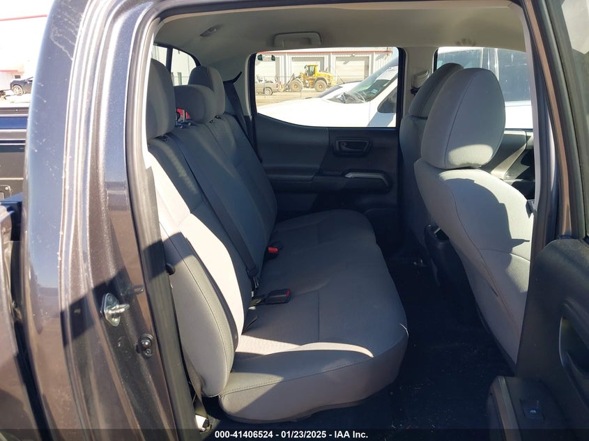 2017 TOYOTA TACOMA SR5 V6 - 5TFAZ5CN5HX026692