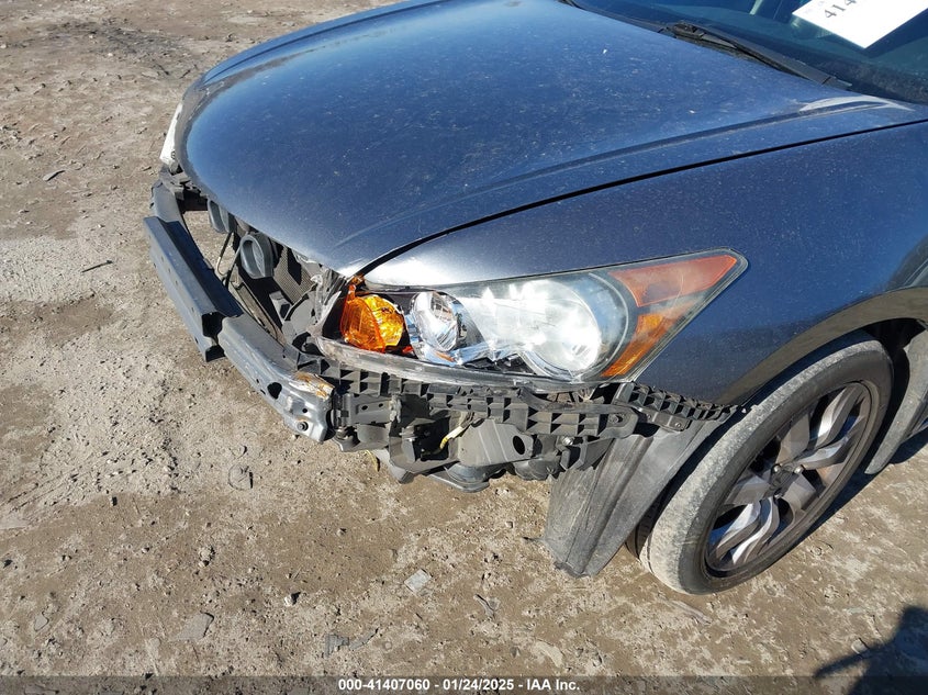 2009 HONDA ACCORD VIN: 1HGCP26899A125895