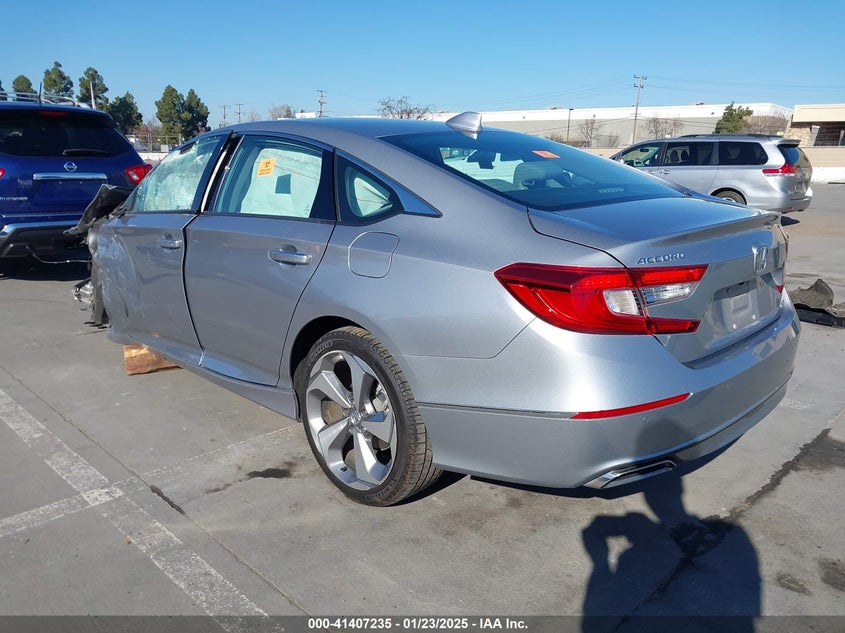 2018 HONDA ACCORD VIN: 1HGCV1F96JA104550