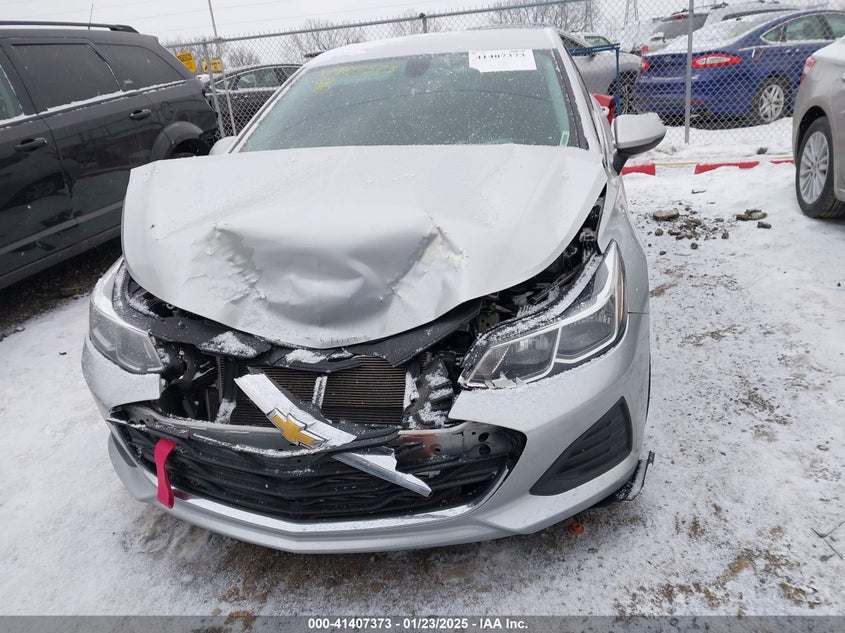 2019 CHEVROLET CRUZE VIN: 3G1BC6SM9KS588889
