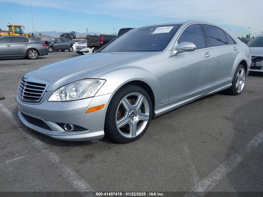 2007 MERCEDES-BENZ S 550 VIN: WDDNG71X07A109896