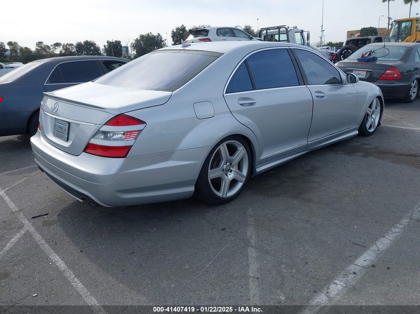2007 MERCEDES-BENZ S 550 VIN: WDDNG71X07A109896