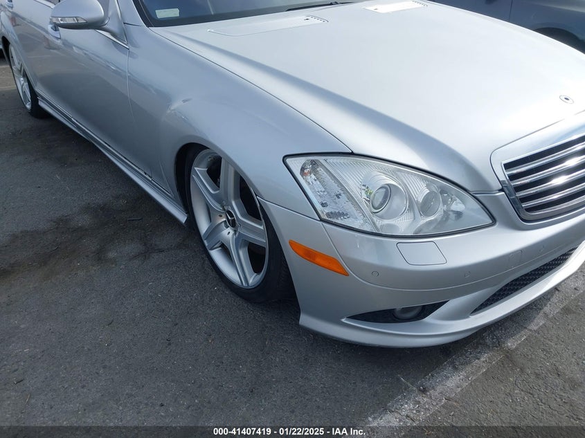2007 MERCEDES-BENZ S 550 VIN: WDDNG71X07A109896