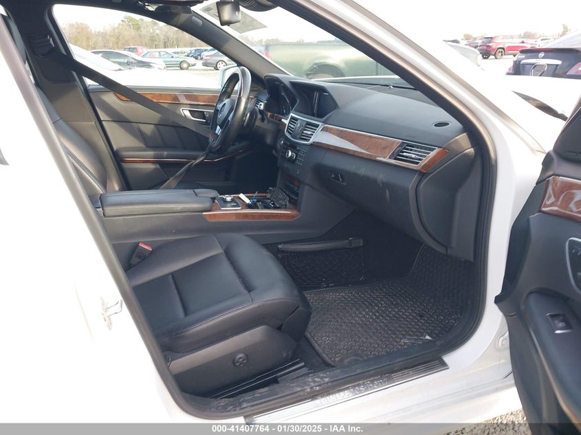 2013 MERCEDES-BENZ E 350 - WDDHF5KB4DA727709