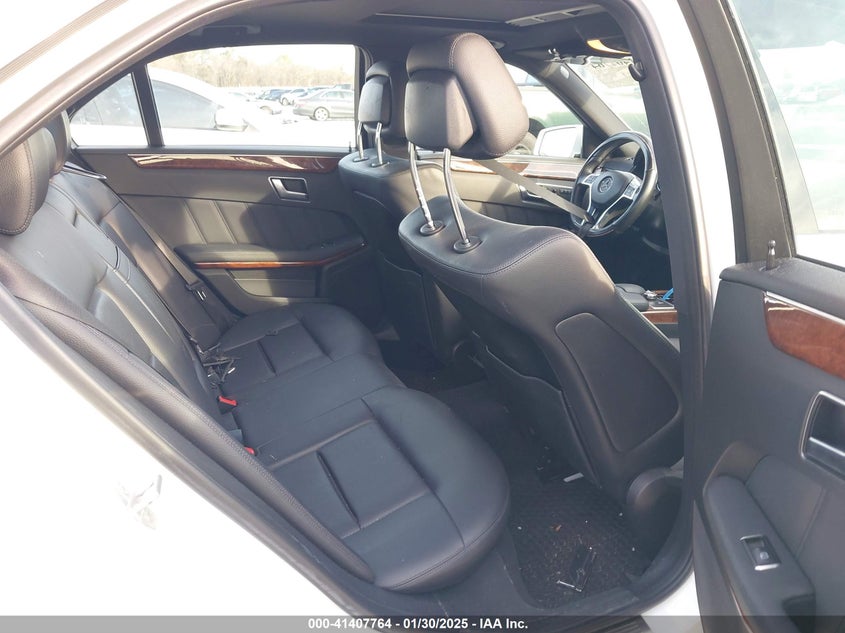 2013 MERCEDES-BENZ E 350 - WDDHF5KB4DA727709