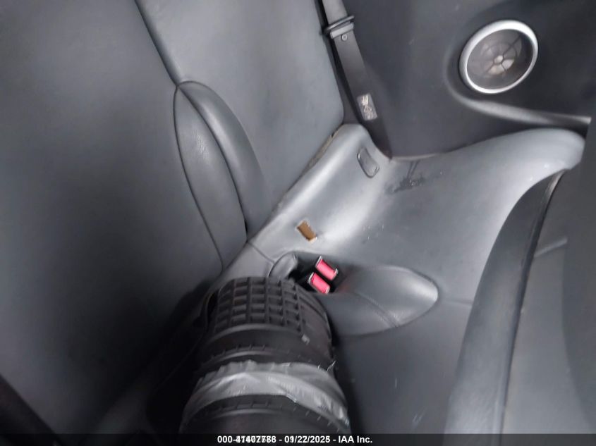 2006 Mini Cooper S VIN: WMWRH33546TF86217 Lot: 41407788