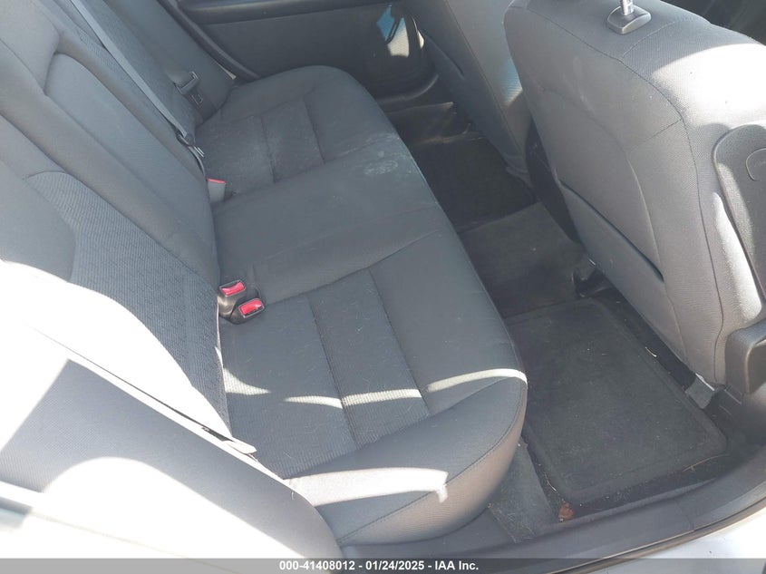 2010 FORD FUSION VIN: 3FAHP0HG4AR415278
