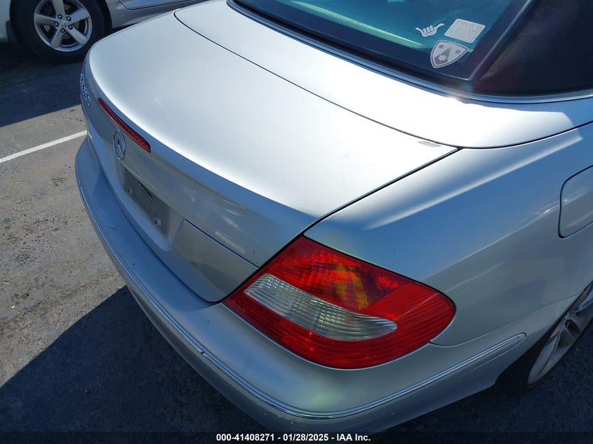 2006 MERCEDES-BENZ CLK VIN: WDBTK56G66T058998