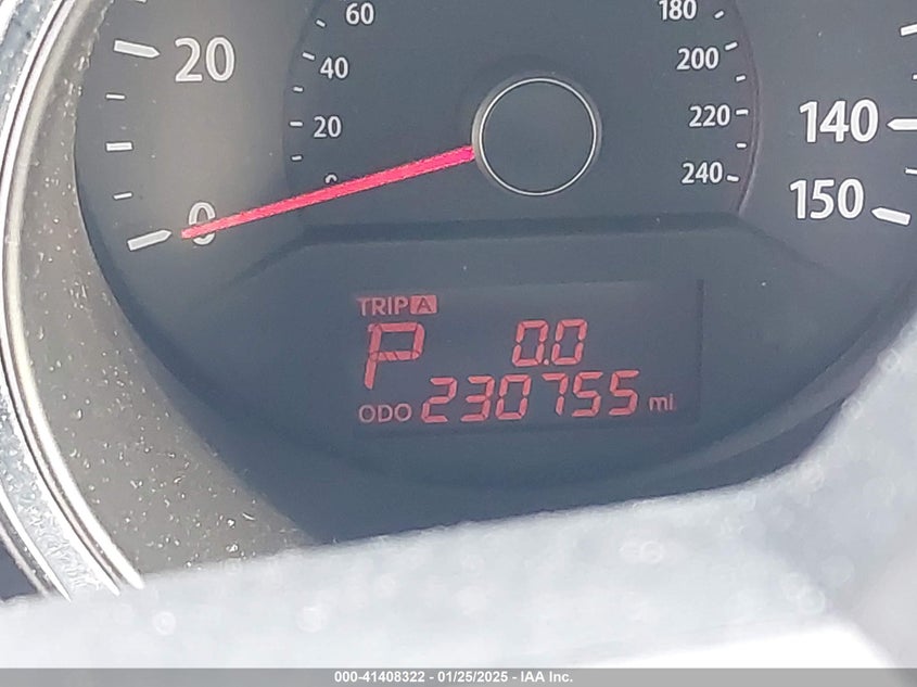 2011 KIA SORENTO VIN: 5XYKT4A28BG064887