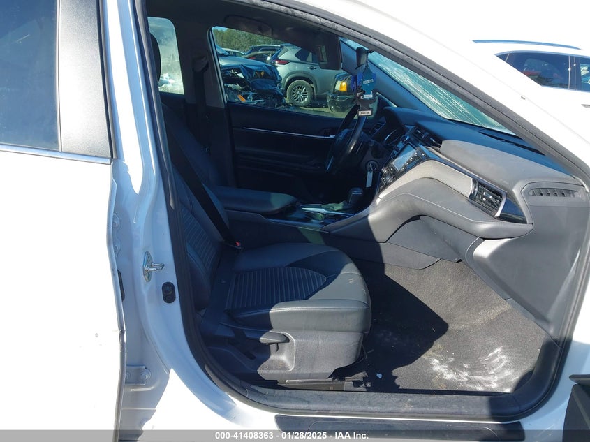 2020 TOYOTA CAMRY VIN: 4T1G11AK6LU504482