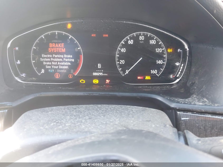 2018 HONDA ACCORD VIN: 1HGCV1F33JA237813