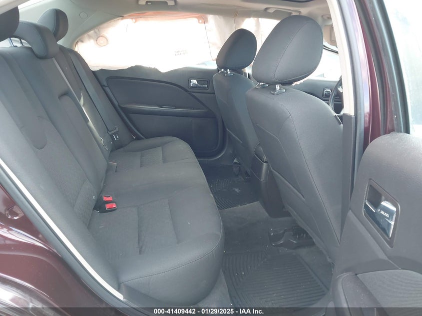 2011 FORD FUSION VIN: 3FAHP0HAXBR120215