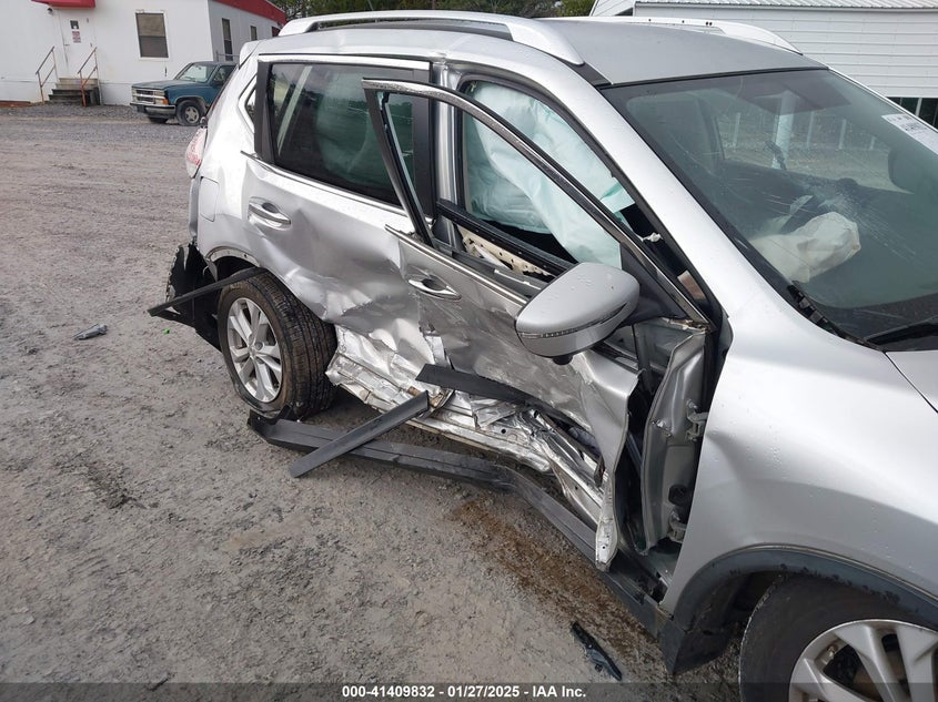 2015 NISSAN ROGUE SV - KNMAT2MT9FP569232