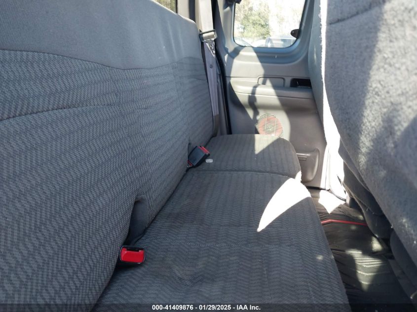 2000 Ford F-150 Lariat/Work Series/Xl/Xlt VIN: 1FTRX17L8YNA60437 Lot: 41409876