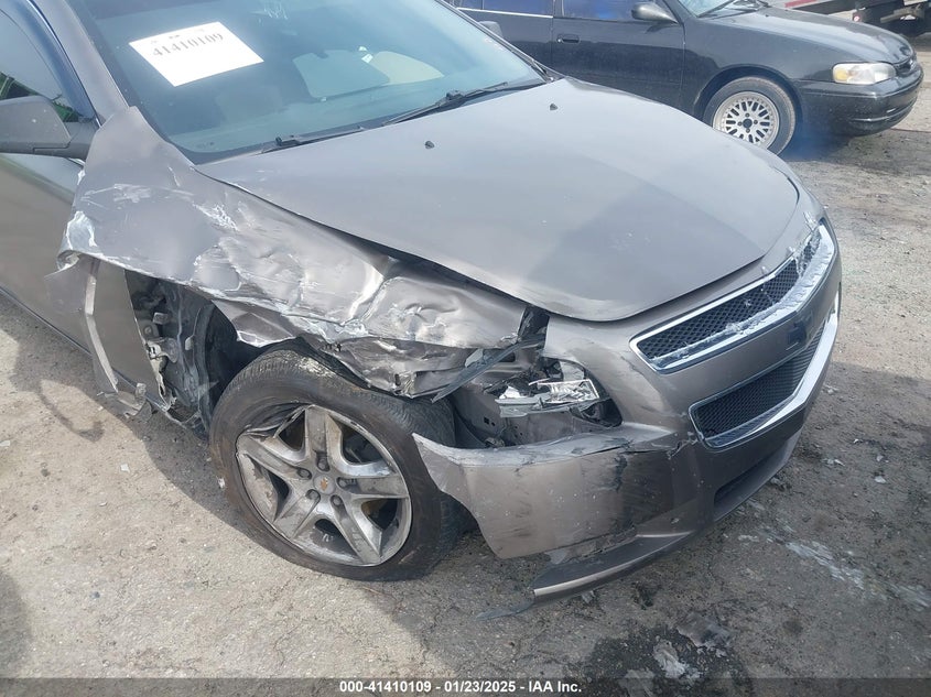 2011 CHEVROLET MALIBU VIN: 1G1ZB5E11BF178332