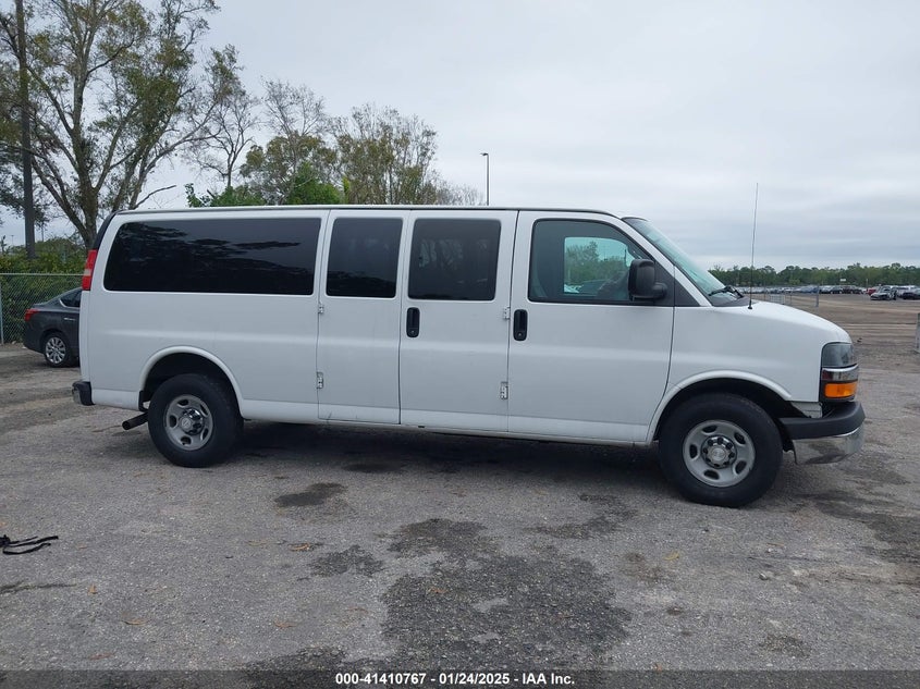 2017 CHEVROLET EXPRESS 3500 LT - 1GAZGPFG1H1167532