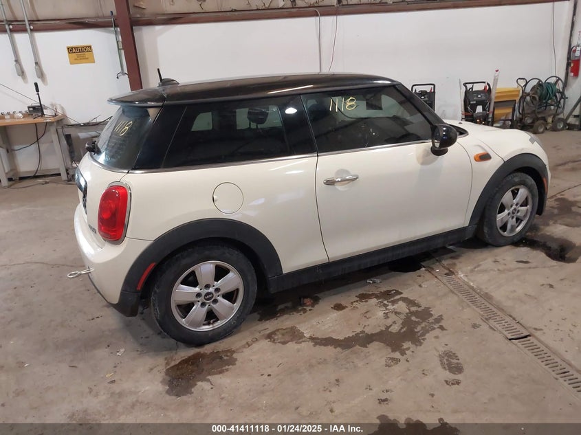 2016 MINI HARDTOP COOPER - WMWXP5C59GT740179