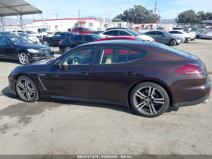 2015 PORSCHE PANAMERA 4 - WP0AA2A76FL000746