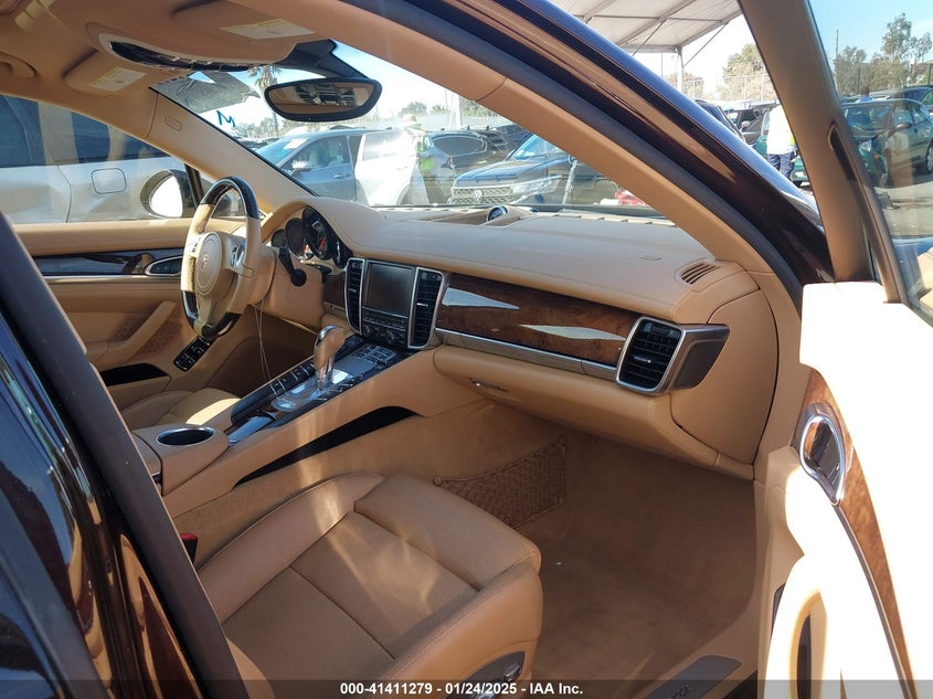 2015 PORSCHE PANAMERA 4 - WP0AA2A76FL000746