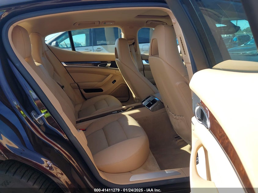 2015 PORSCHE PANAMERA 4 - WP0AA2A76FL000746