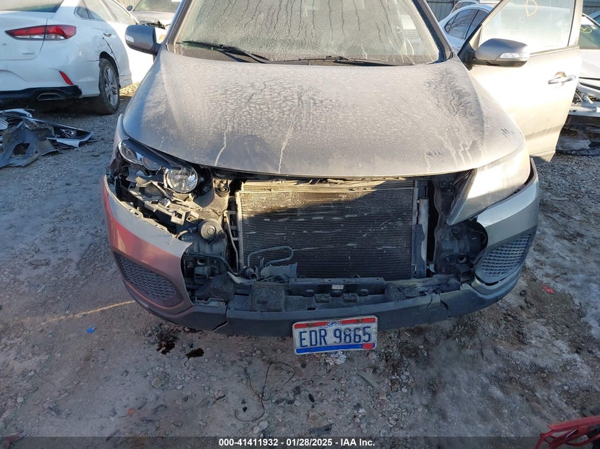 2013 KIA SORENTO VIN: 5XYKT3A12DG346267