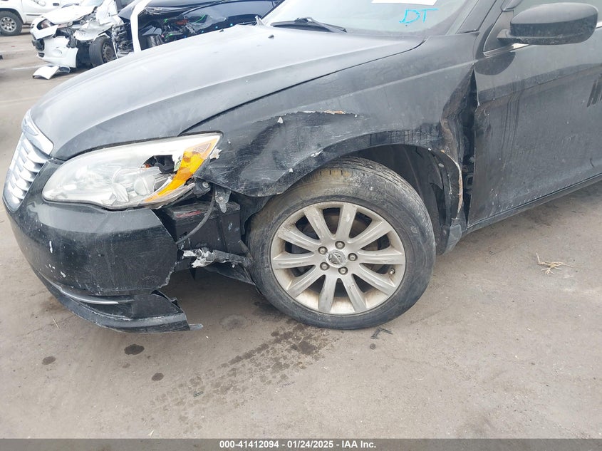2013 CHRYSLER 200 TOURING - 1C3CCBBB6DN764401