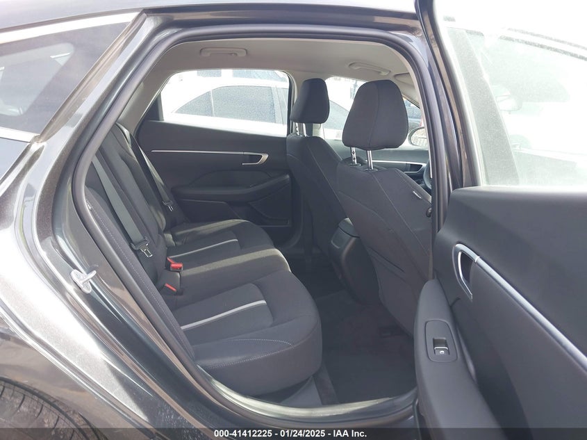 2025 HYUNDAI SONATA VIN: KMHL64JA6SA437391