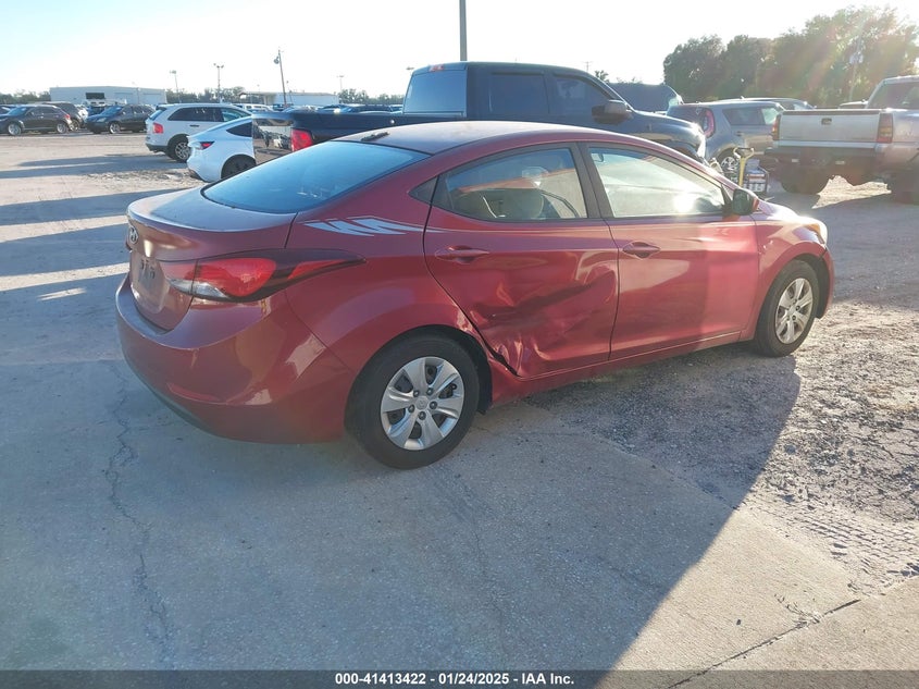 2016 HYUNDAI ELANTRA VIN: 5NPDH4AE0GH743606