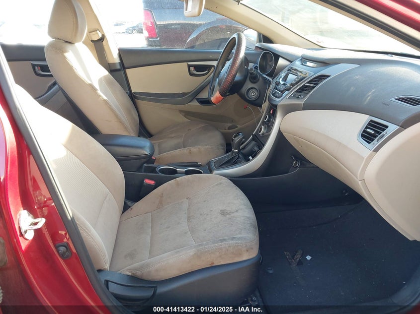 2016 HYUNDAI ELANTRA VIN: 5NPDH4AE0GH743606