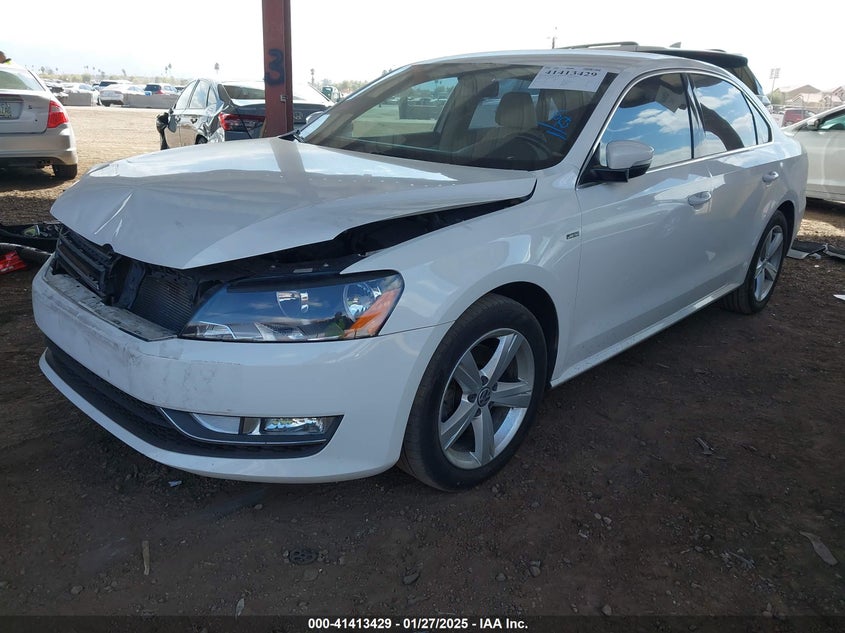 2015 VOLKSWAGEN PASSAT VIN: 1VWAT7A39FC109381