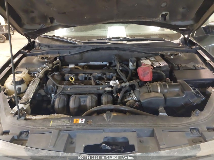 2011 FORD FUSION VIN: 3FAHP0HA8BR229076