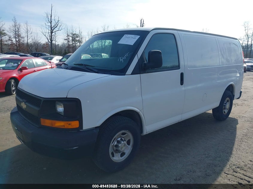 1GCWGFCA1C1100202 2012 CHEVROLET EXPRESS photo no. 2